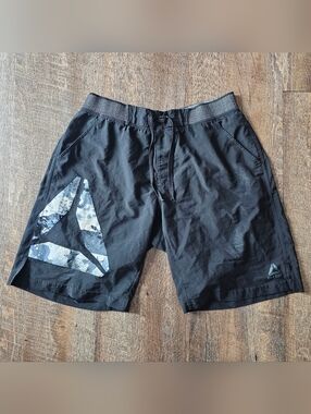 Reebok Men’s Black Athletic Shorts with Logo